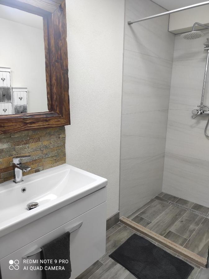 Cozy Loft Apartament Sighetu Marmaţiei Esterno foto